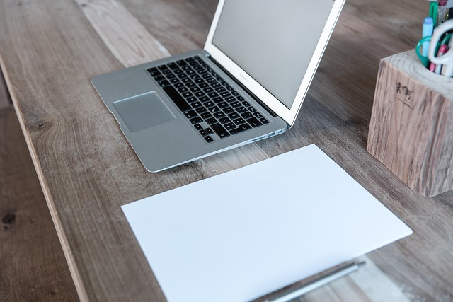Startup Cash Flow Tracker: Calculate Runway and Burn Rate with the CASH Model