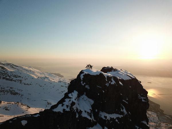 Trekking Through Paradise - Explore India's Majestic Himalayas