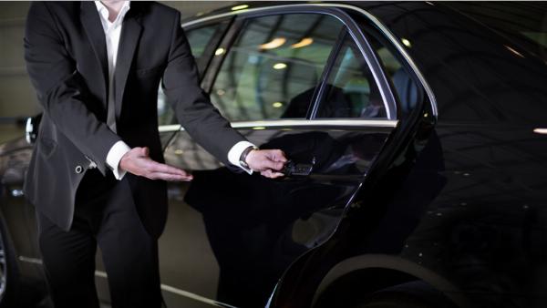 Networking and Business Growth Opportunities Through Chauffeur Service