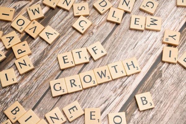 Using Sector ETFs to Diversify Your Portfolio