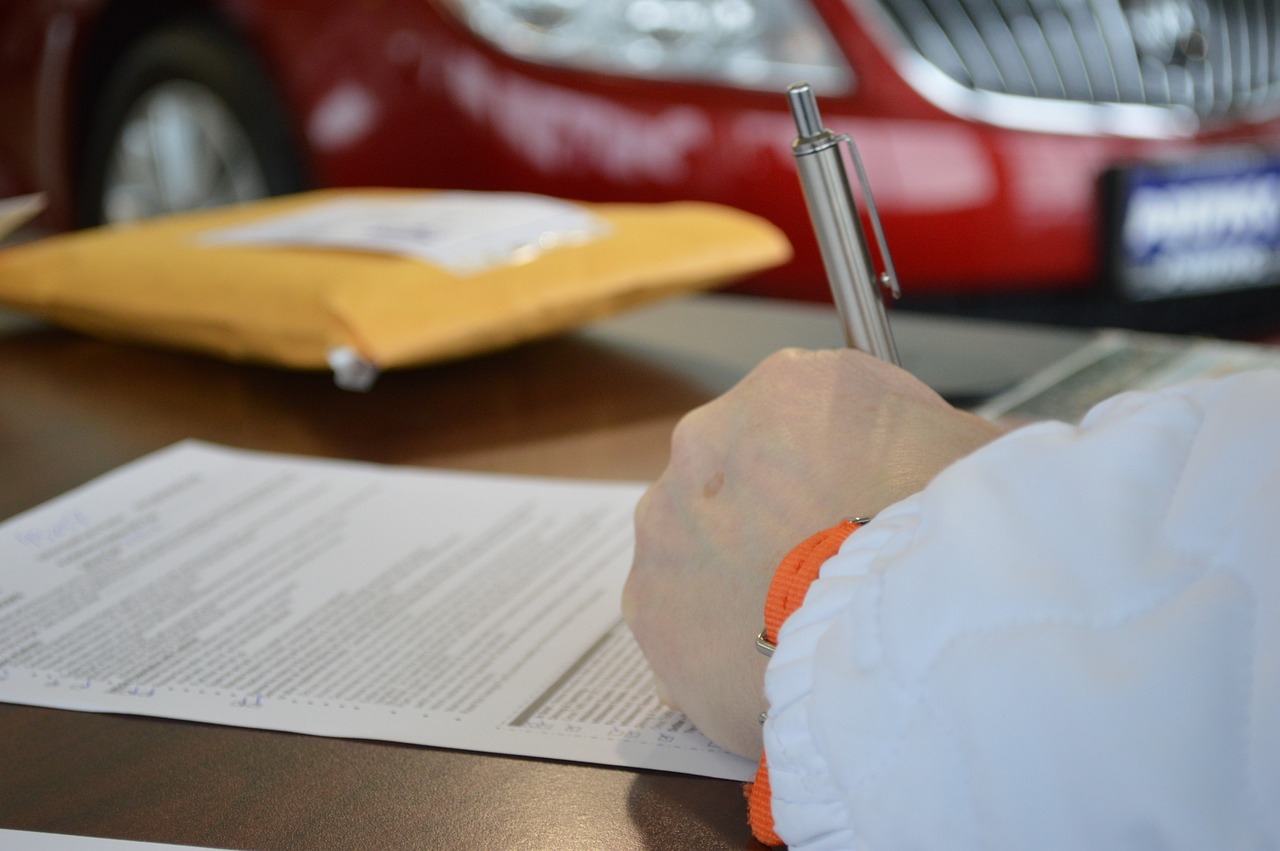 High LVR Loans: Risks and Rewards for Borrowers with Small Deposits