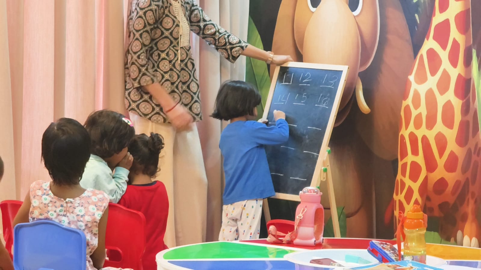 Top Activity Centre in Yeida &ndash; Best PreSchool From The Castle Bunnies