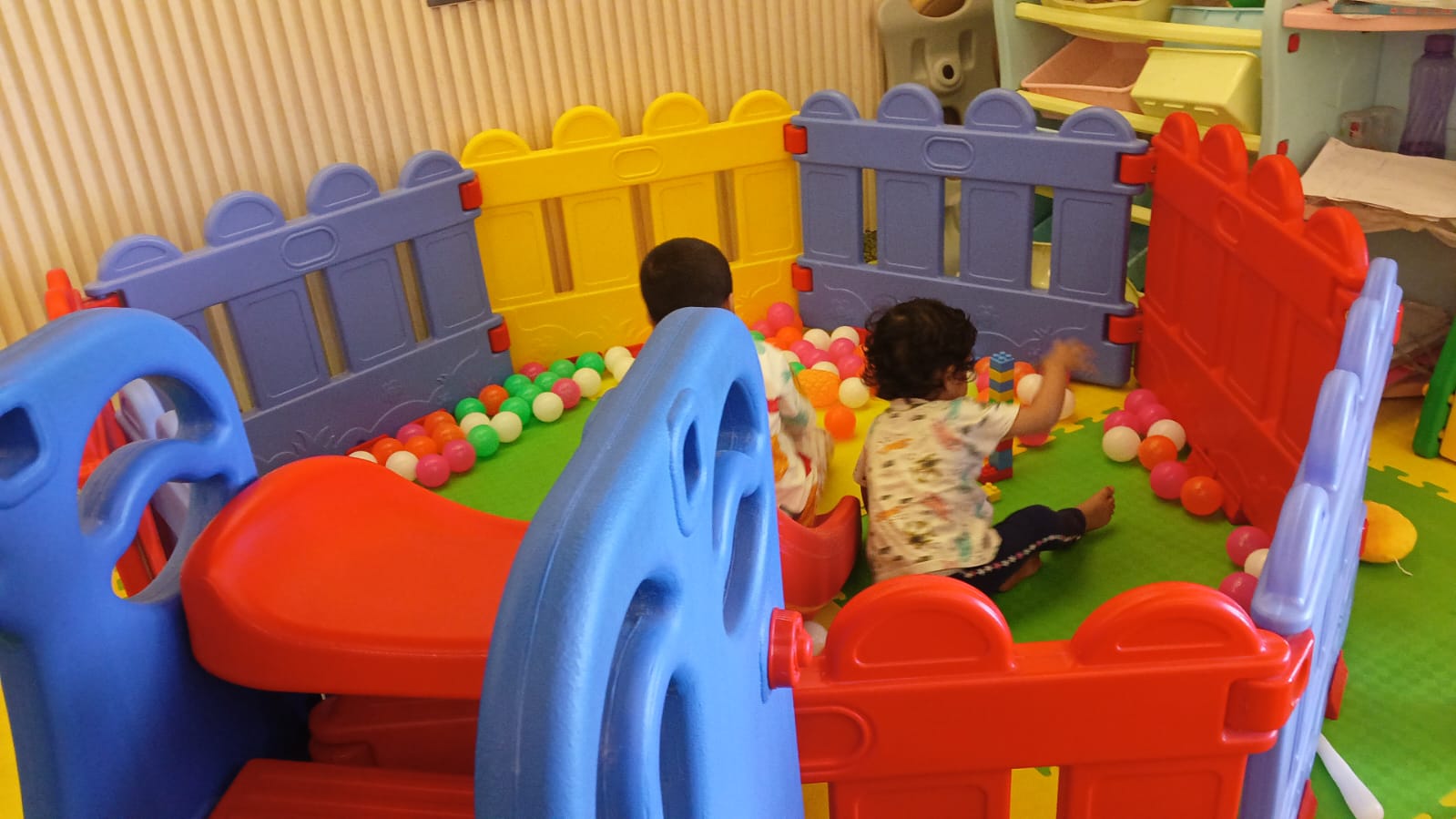 Castle-style learning center from the castle bunnies &ndash; A new way of learning for children