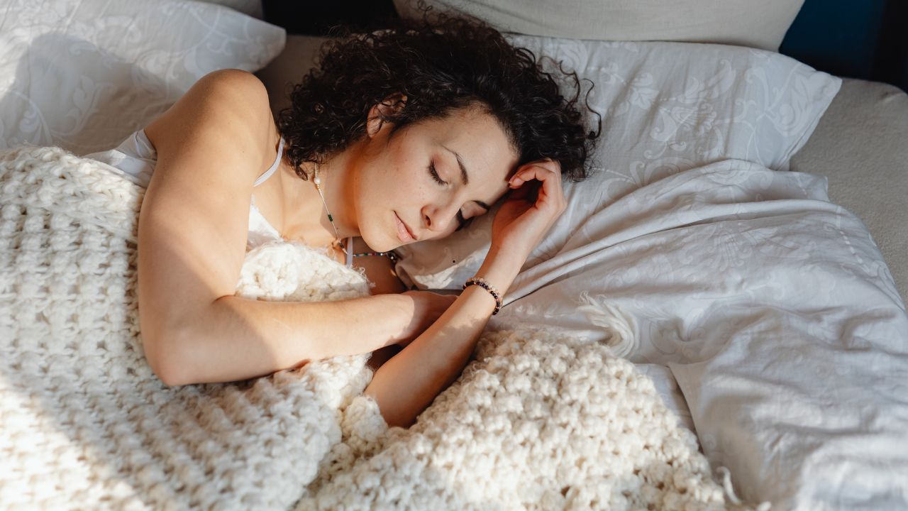 How Poor Sleep Affects Muscle Recovery and Joint Health in Courtice