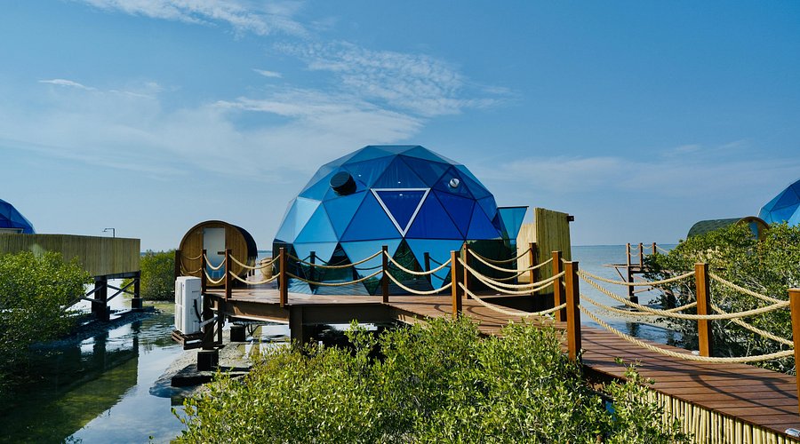 Discover LuxeGlamp UAE – A Luxury Beach Escape for Families in Dubai